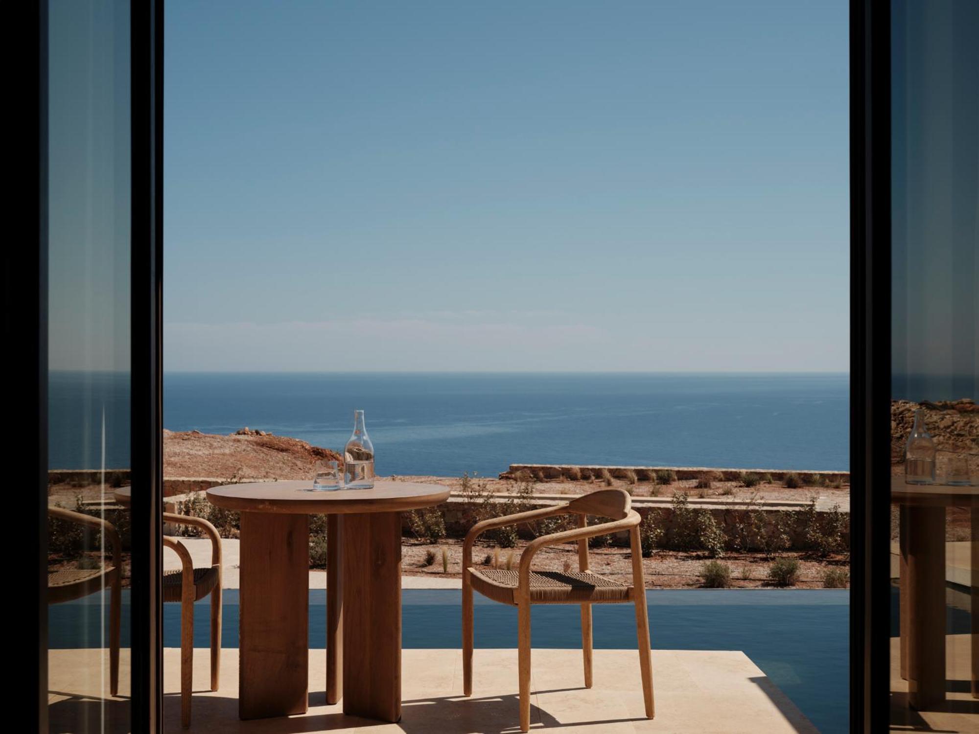 Gundari Hotel Petousis Luaran gambar